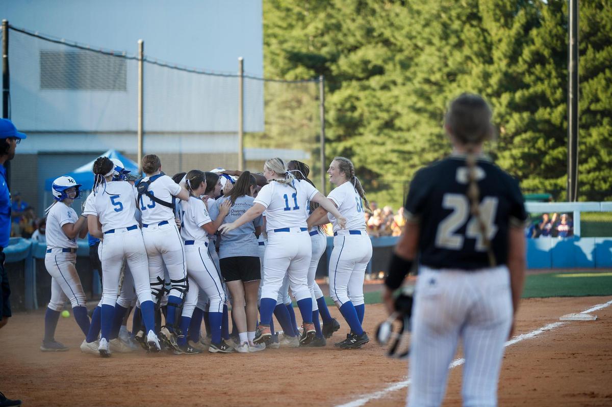 Lexington Catholic players celebrate after Friday’s win advanced them to next week’s state tournament quarterfinals.