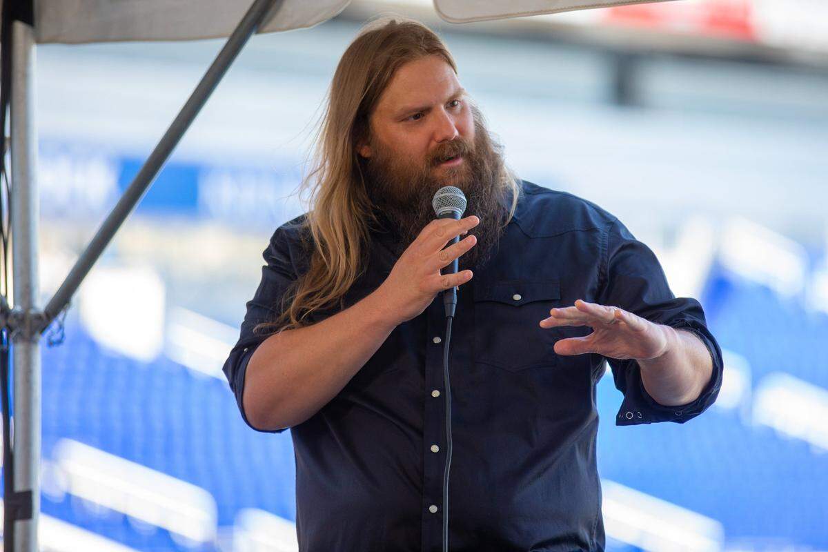 Country music star Chris Stapleton announced Wednesday, October 2, 2019, that he will headline the first concert at Kroger Field, home of University of Kentucky football, on April 25th, 2020, with Willie Nelson, Sheryl Crow, and Yola. It was postponed by COVID but is scheduled for April 2022 now.