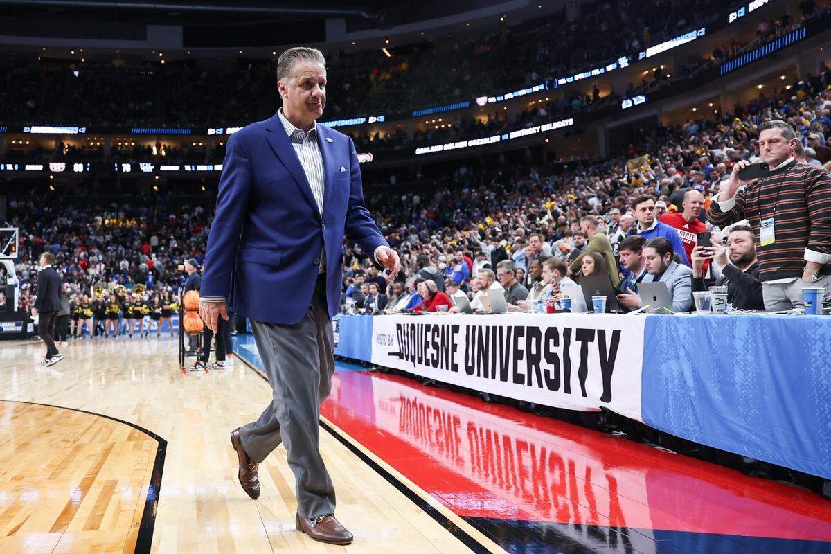 John Calipari left the court after Kentucky’s 80-76 loss to Oakland in the 2024 NCAA Tournament round of 64 in Pittsburgh.