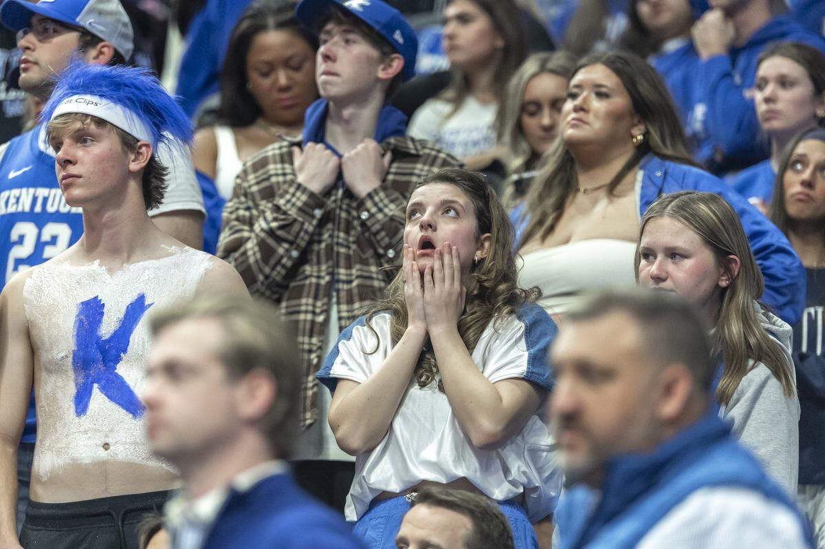 Kentucky fans react in the final seconds of a game against Arkansas at Rupp Arena in Lexington, Ky., on Saturday, Feb. 1, 2025.