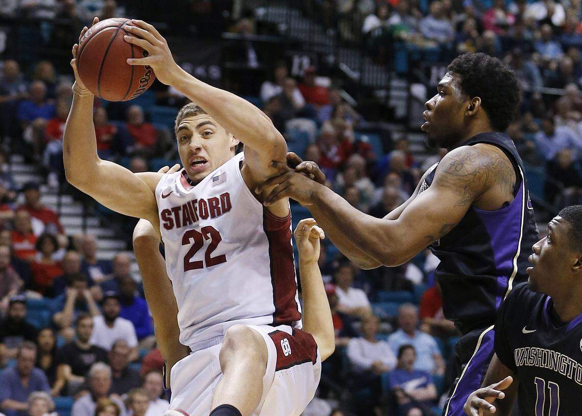 Reid Travis (22), who led Stanford last season in scoring (19.5 per game) and rebounding (8.7), drew a comparison to former UK standout Julius Randle.