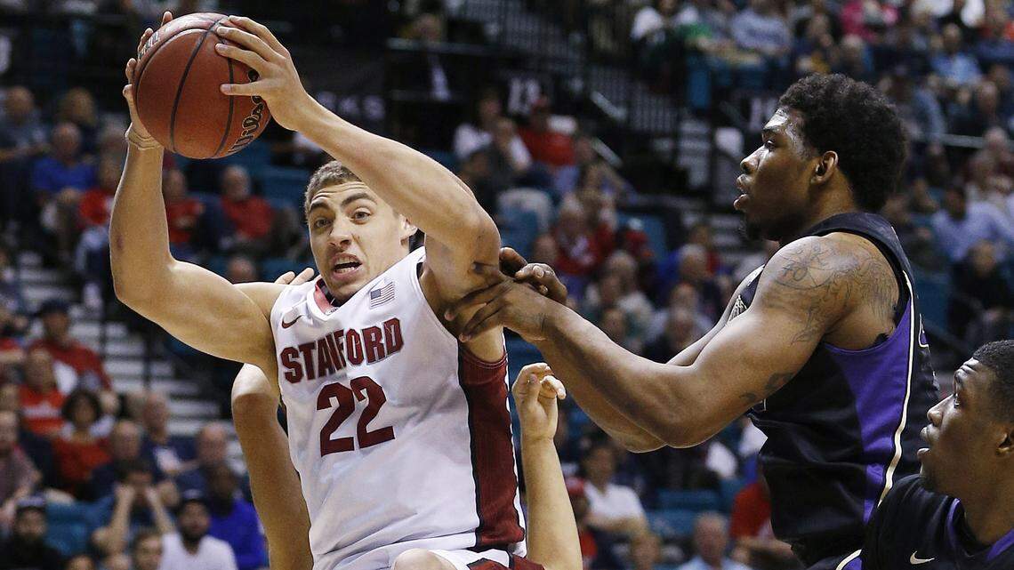 Reid Travis (22), who led Stanford last season in scoring (19.5 per game) and rebounding (8.7), drew a comparison to former UK standout Julius Randle.