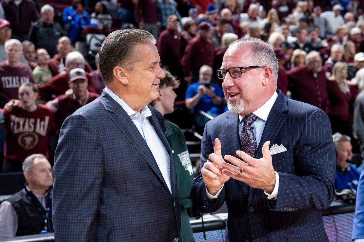 Kentucky and coach John Calipari, left, will seek to avenge a 97-92 overtime loss to Texas A&M and coach Buzz Williams when the Wildcats face the Aggies in the 2024 SEC Tournament quarterfinals.