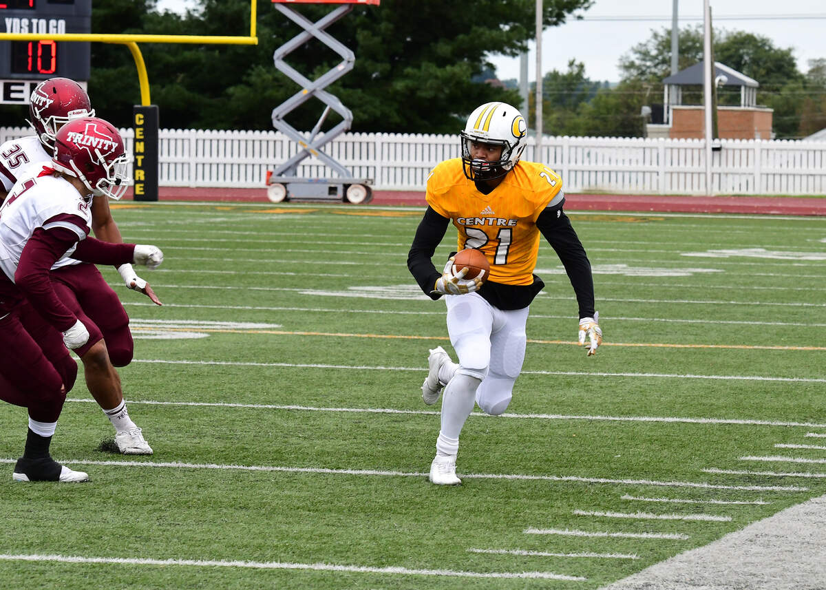 “Yes, I’m a Division III player, but I can compete,” Jaylon Hibbs said. “That’s one thing that I’ve had to prove countless times throughout my career at St. X and Centre. At this point, I want to compete at the next level.”
