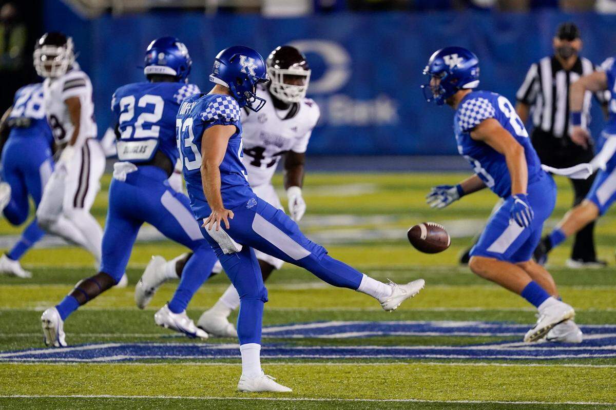 Kentucky punter Max Duffy (93) is averaging 45.8 yards a kick this season and has stopped 13 of his 37 punts inside the opponents’ 20-yard line.