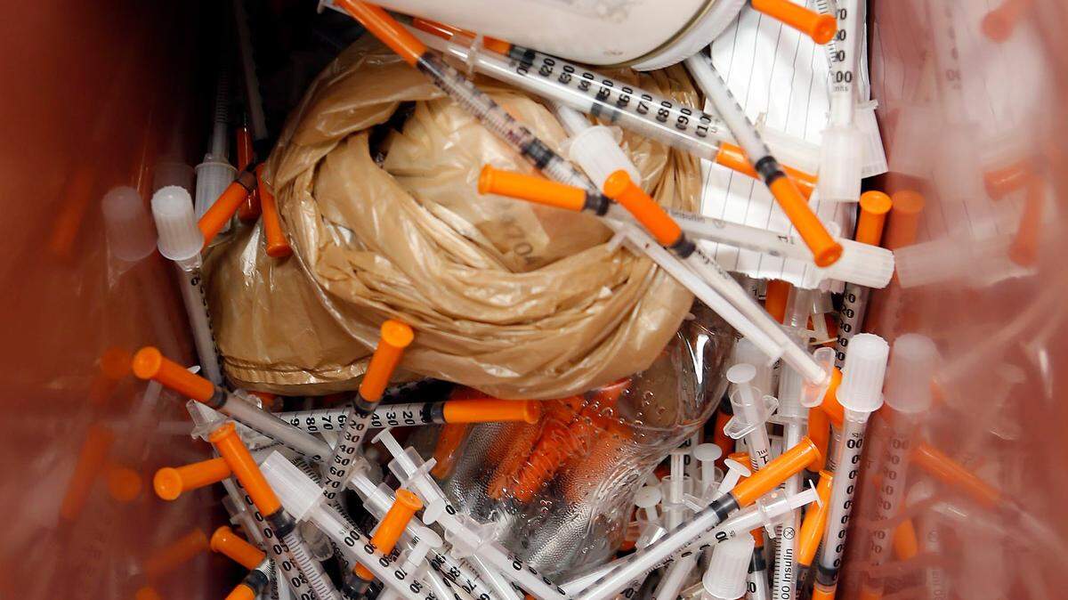 Need help finding treatment? Need access to naloxone? Find resources in Kentucky.