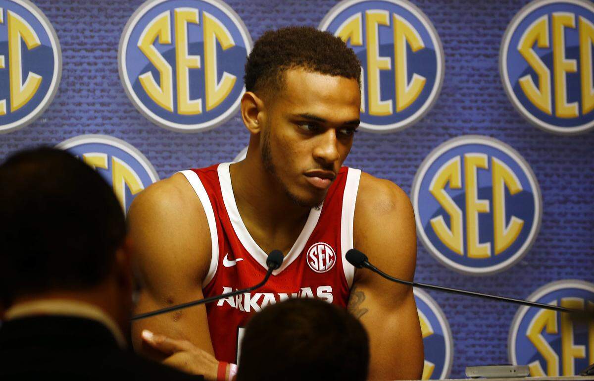 Sophomore big man Daniel Gafford is the top player for Arkansas. The 6-foot-11 Gafford had nine points, five rebounds and four blocked shots in the Razorbacks’ 87-72 loss to Kentucky last season.