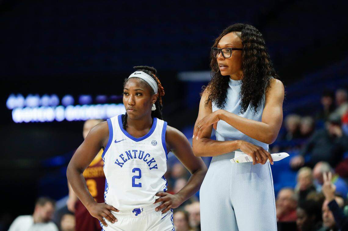 Kyra Elzy leaves Kentucky with a 61-60 overall record and a contract that owes her a total of $2.475 million over the next three seasons.