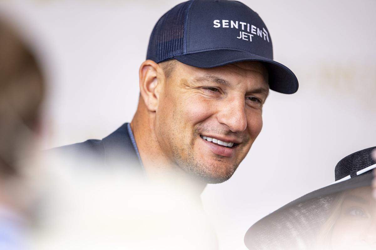 Rob Gronkowski walks down the red carpet during Kentucky Derby 152 at Churchill Downs in Louisville, Kentucky, on Saturday, May 2, 2026.