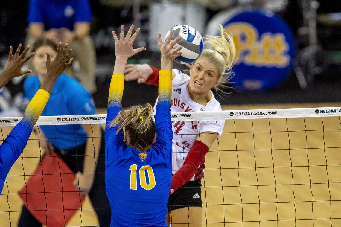 Now a Louisville Cardinals star, ex-Assumption standout Anna DeBeer was named the 2019 Ms. Kentucky Volleyball by the Kentucky Volleyball Coaches Association.