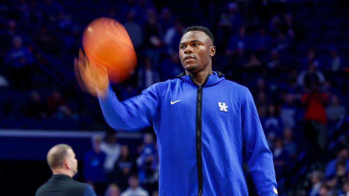 Calipari gives a final update on Oscar Tshiebwe ahead of Kentucky-Michigan State game