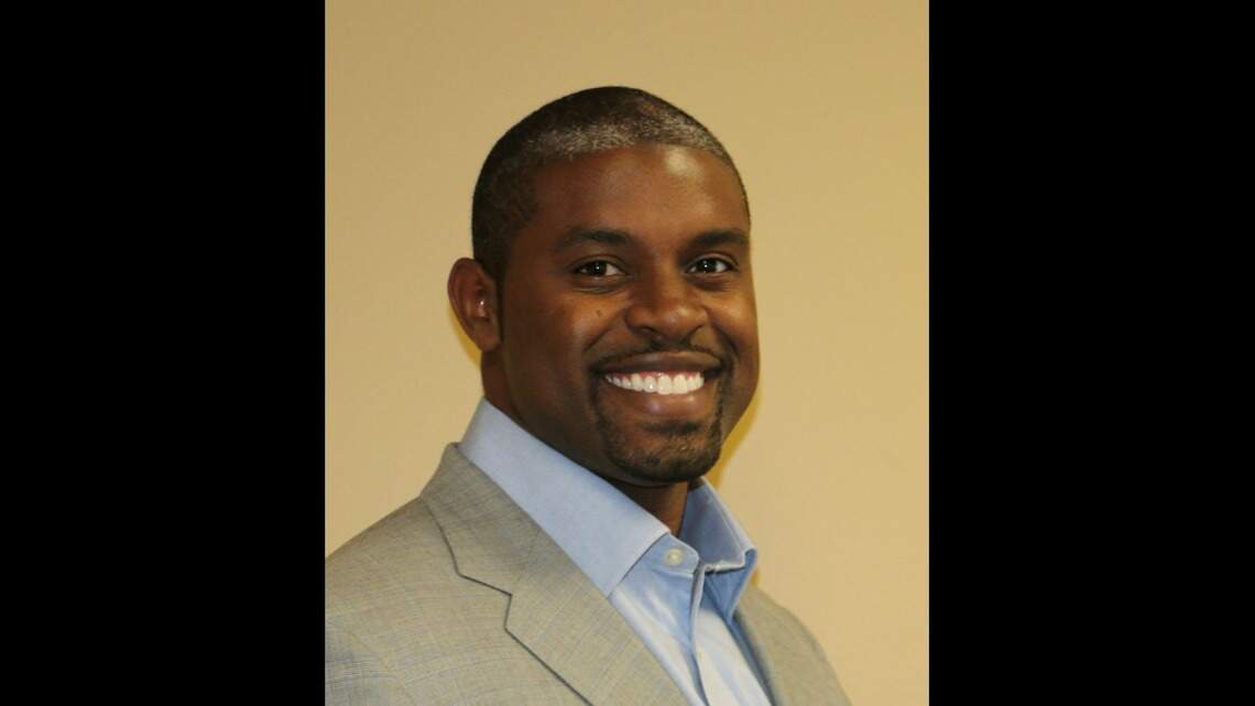 Lexington dentist files to run against Fayette County school board member