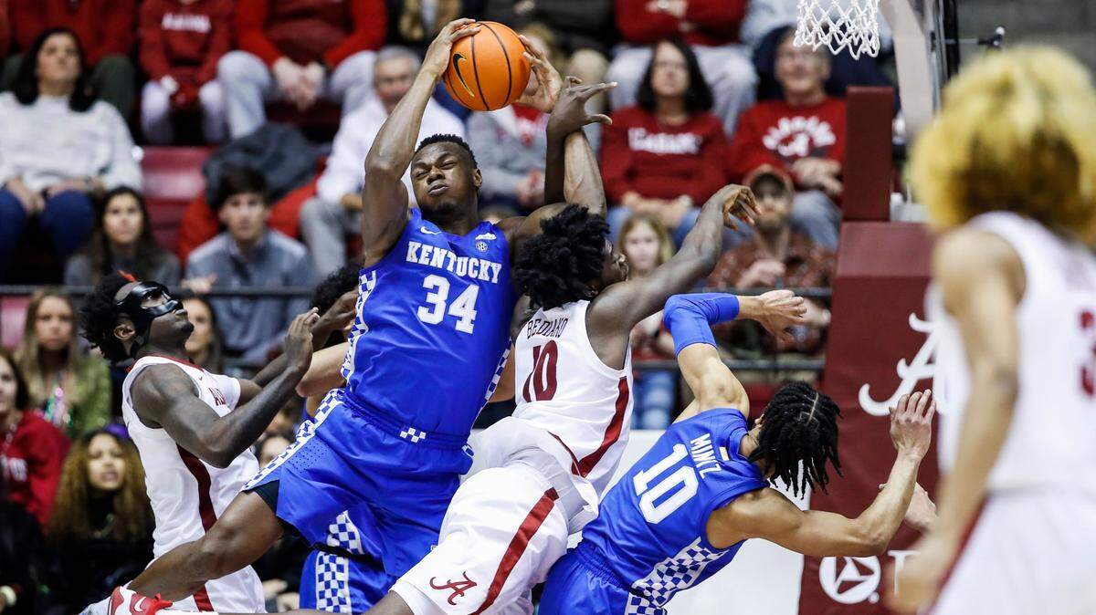Kentucky’s Calipari admits he’s thinking beyond the next game. ’My focus is on March.’