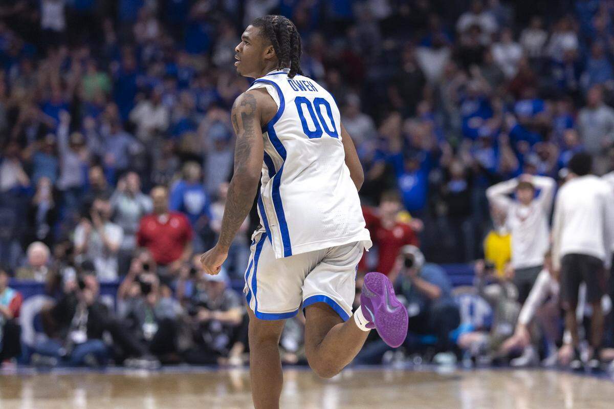 Kentucky guard Otega Oweh reacts after scoring the winning basket during the Wildcats’ SEC Tournament game against Oklahoma at Bridgestone Arena in Nashville, Tennessee.