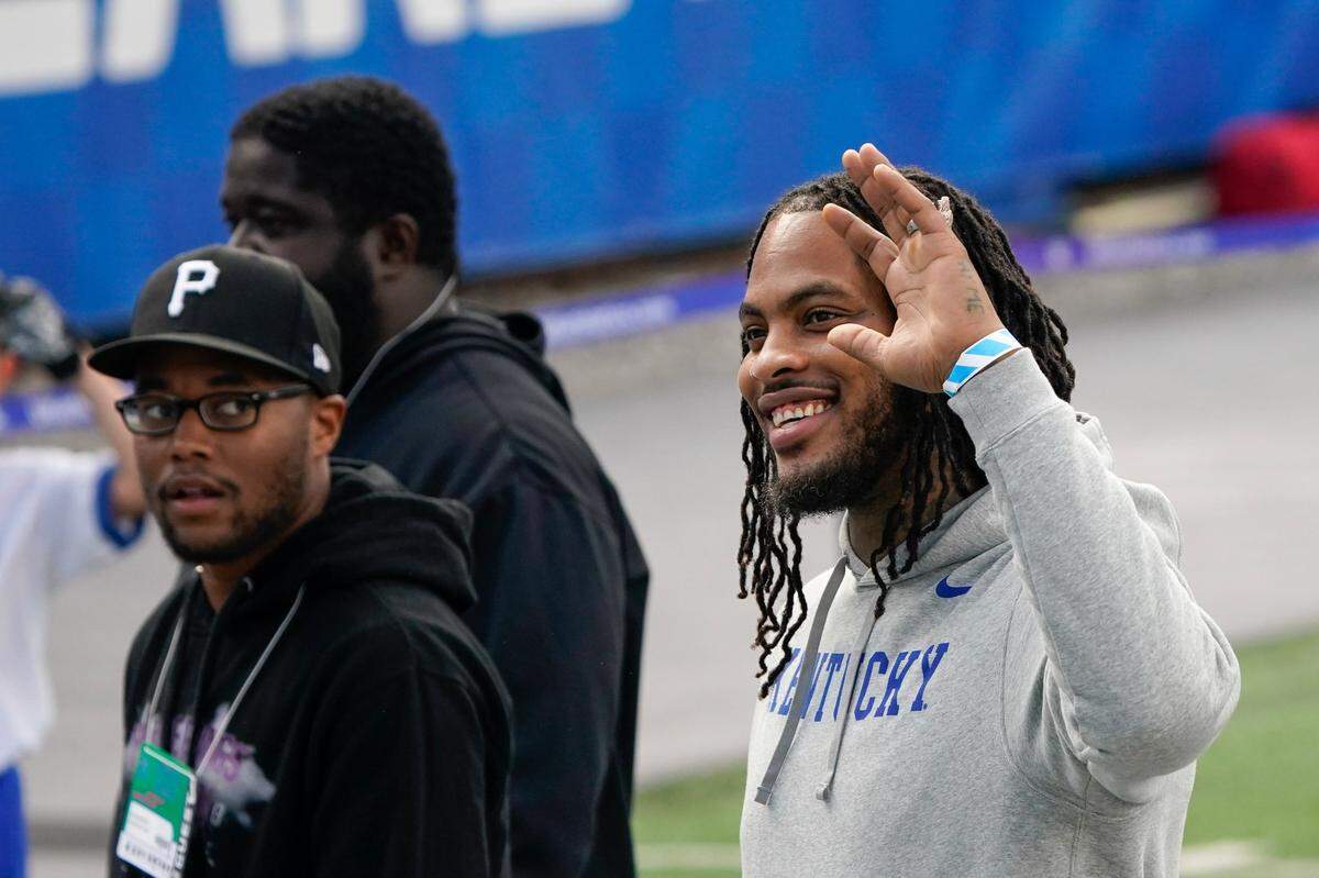 Waka Flocka Flame before the game at Kroger Field on Saturday Oct. 2, 2021 in Lexington, Ky.