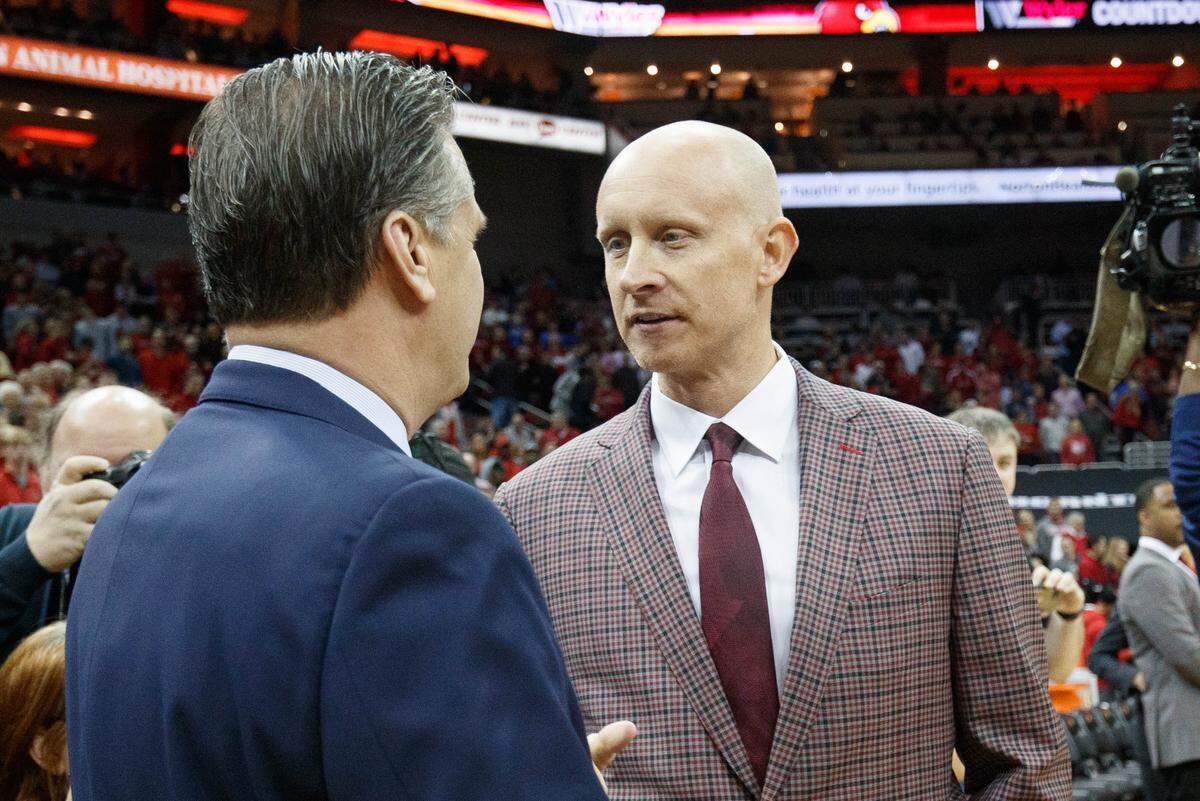 John Calipari, left, is 11-2 against Louisville as Kentucky head coach. Chris Mack, right, is 0-2 vs. UK as U of L head man.
