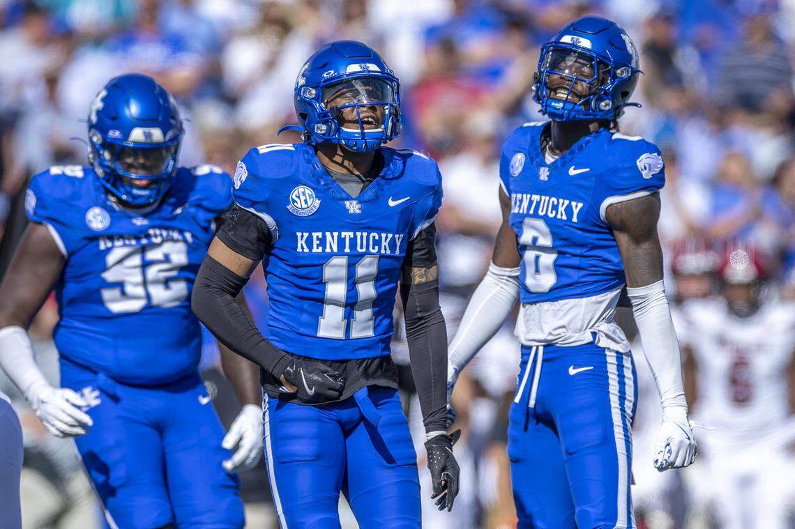 Kentucky strong safety Zion Childress (11) made nine tackles, four tackles for loss and had a sack, a QB hurry and a forced fumble in last week’s 31-6 loss to South Carolina.