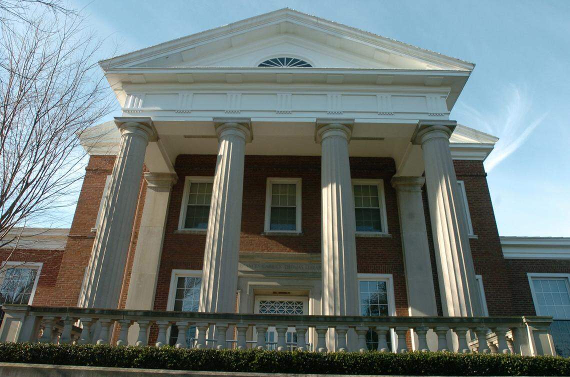 Main entrance to the Frances Carrick Thomas Library, Transylvania University, Lexington, KY, Saturday, February 19, 2005. Staff photo/Janet Worne.