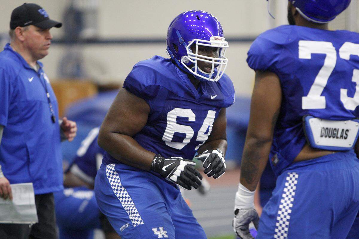 Kentucky senior right tackle George Asafo-Adjei (64) was named SEC Offensive Lineman of the Week after grading out at 89 percent with 23 blocks at the point of attack in UK’s 14-7 win over Vanderbilt last week.