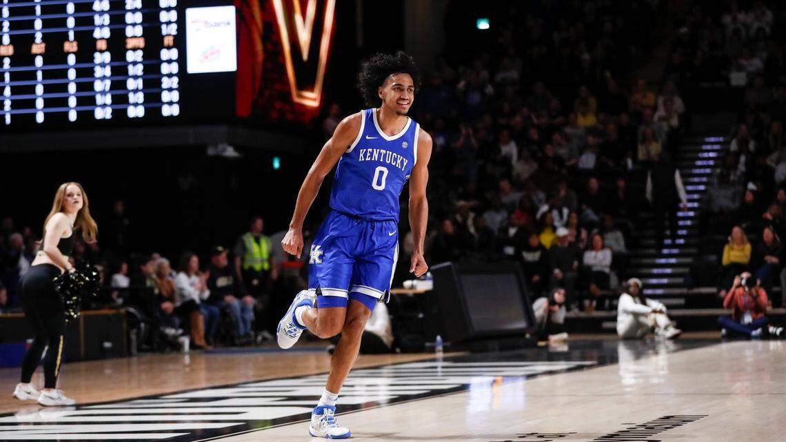 Kentucky basketball’s winning streak gets something new. A UK victory with no drama.