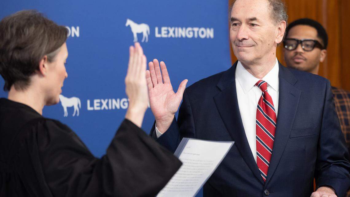 Mayor appoints former Herald-Leader columnist, managing editor to Lexington council