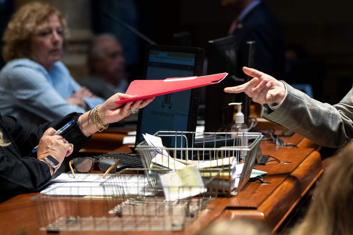 The Kentucky Senate clerk receives the articles of impeachment concerning former commonwealth’s attorney Ronnie Goldy at the Capitol March 30, 2023. The Senate unanimously sustained the impeachment of Goldy.