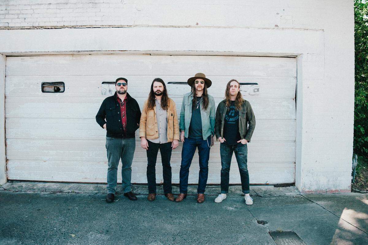 Americana/country artist Brent Cobb and his band The Fixin’s will play The Burl in Lexington on May 10.