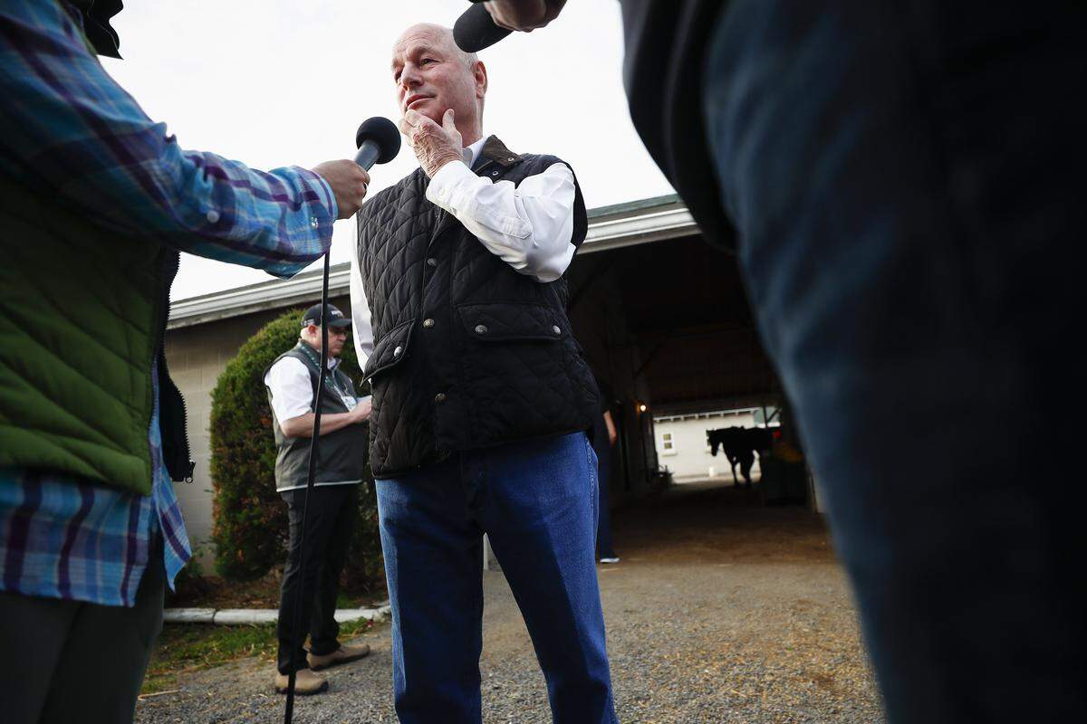 Omaha Beach trainer Richard Mandella told the media Thursday that “we had to do the right thing by the horse. And that’s give it up and go to the next step.”