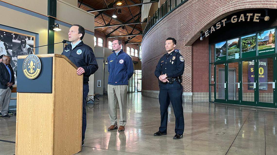 Updated: Louisville mayor confirms use of AR-15 rifle in mass shooting at Old National Bank