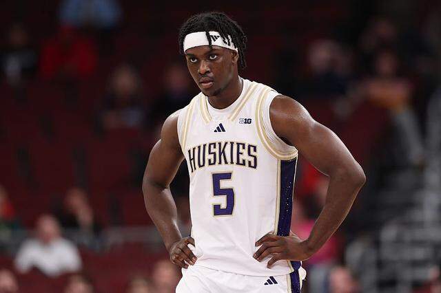 CHICAGO, ILLINOIS - MARCH 11: Zoom Diallo #5 of the Washington Huskies reacts against the USC Trojans in the first half during the second round of the 2026 Big Ten Men's Basketball Tournament at the United Center on March 11, 2026 in Chicago, Illinois. (Photo by Michael Reaves/Getty Images)