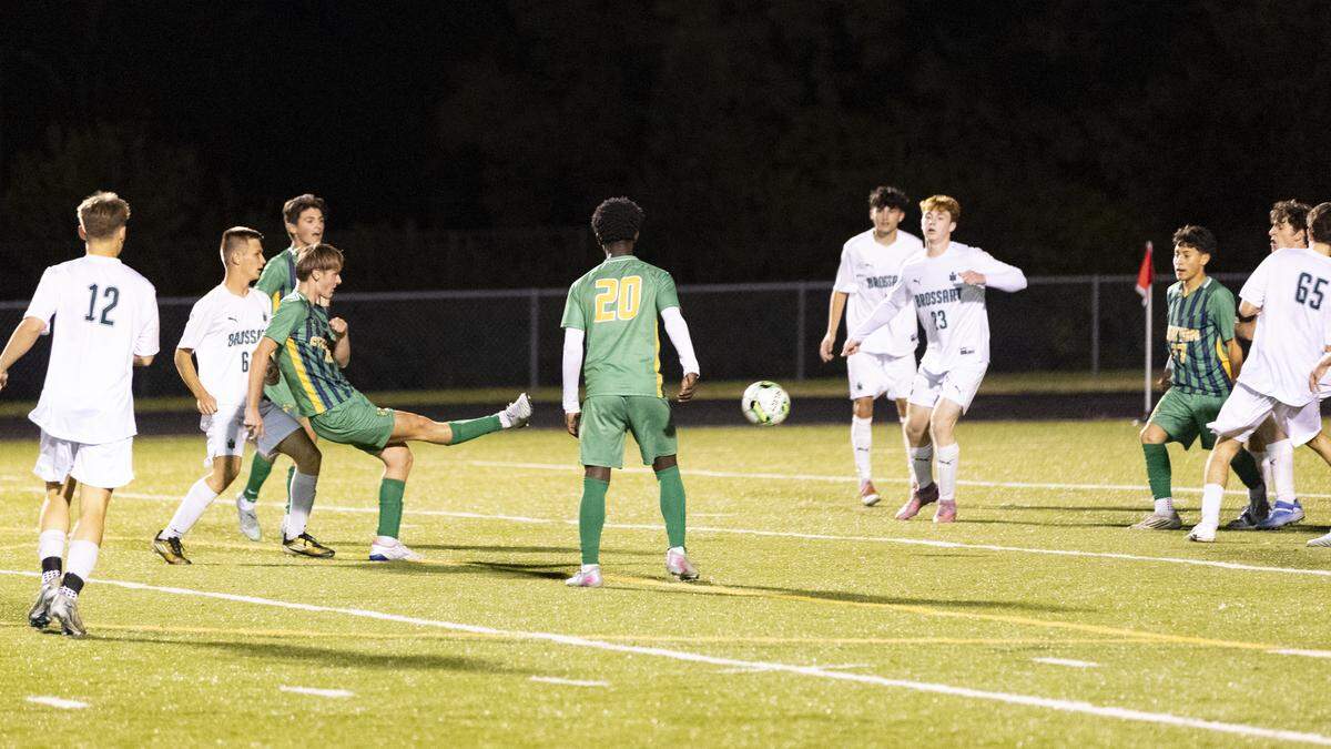 Bryan Station’s Lincoln Wallingford struck the game-winning goal with 29.1 seconds left in the second overtime of the Defenders’ first round game against Bishop Brossart in the KHSAA Boys State Soccer Tournament at Bryan Station High School on Monday.