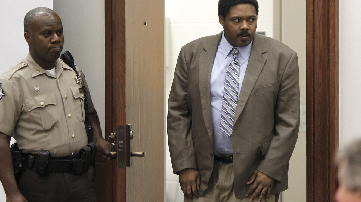 Glenn Doneghy entered the Fayette County courtroom during his trial in April 2010. Doneghy was convicted of second-degree manslaughter in the death of Lexington police officer Bryan Durman.