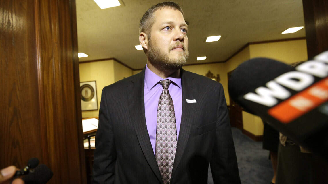 Clerk who refuses to issue marriage licenses led 2006 protest against gay playwright