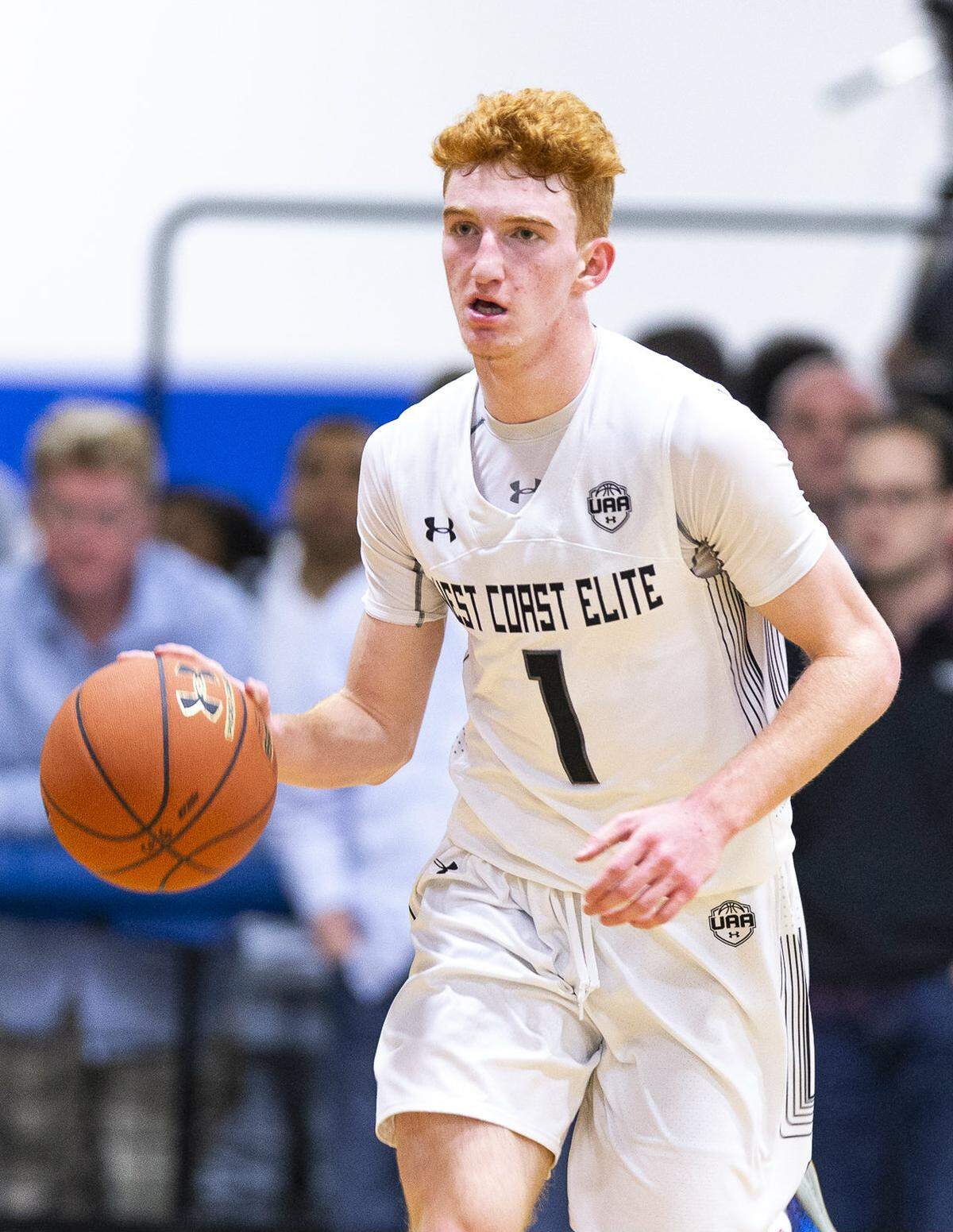 Nico Mannion has scholarship offers from several top programs.
