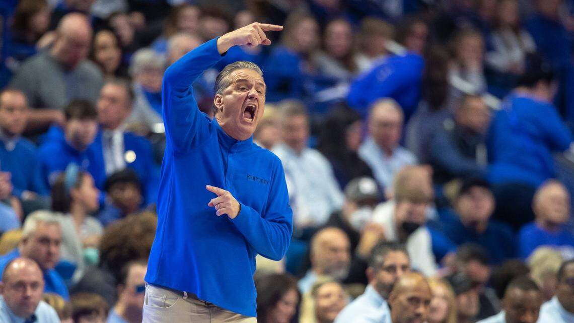 Kentucky basketball offers scholarship to high school teammate of Aaron Bradshaw, DJ Wagner