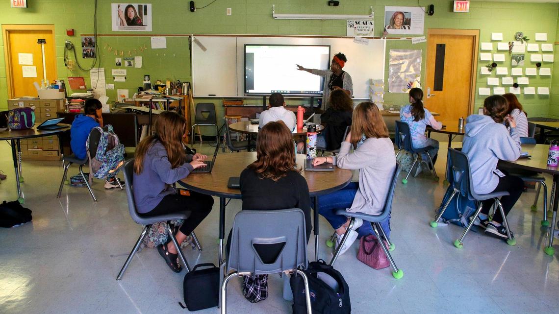 Students during Venecia Proctor’s 4th grade language arts class at SCAPA, the School for the Creative and Performing Arts, on Lafayette Parkway in Lexington, Ky., Monday, Oct. 17, 2022.