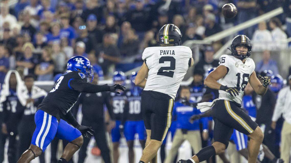 Five things you need to know from Kentucky football’s dispiriting 20-13 loss to Vanderbilt