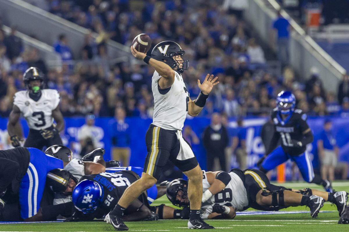 Vanderbilt quarterback Diego Pavia completed 15 of 18 passes for 143 yards and two touchdowns with one interception in the Commodores’ 20-13 victory over Kentucky last season at Kroger Field. UK will get another shot at Pavia and No. 12 Vandy on Saturday in Nashville.