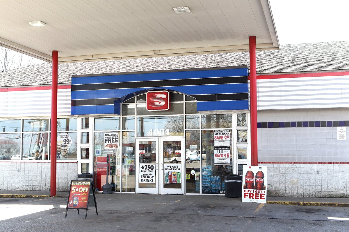 Speedway at 1001 Georgetown Rd. has been placed on probation by the health department.
