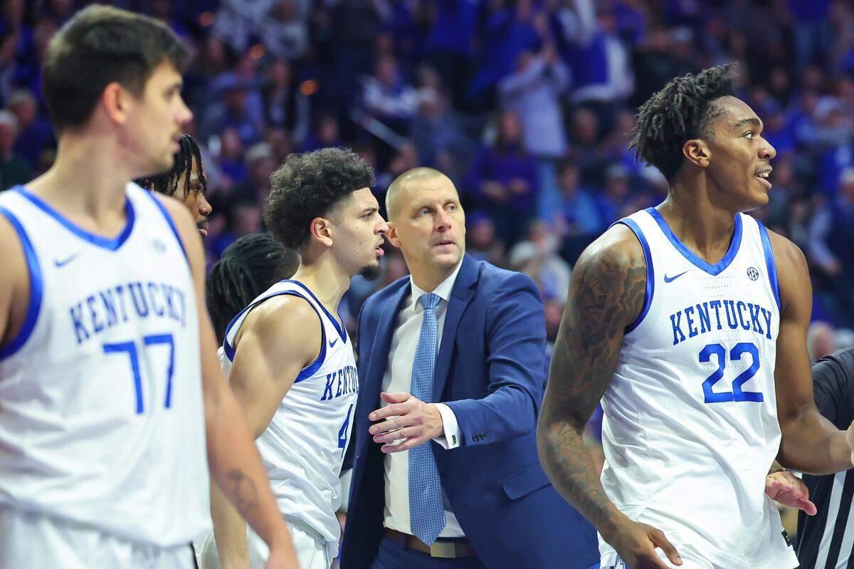 Kentucky head coach Mark Pope talks with Koby Brea after players had to be separated during Friday’s game against Georgia State in Rupp Arena.
