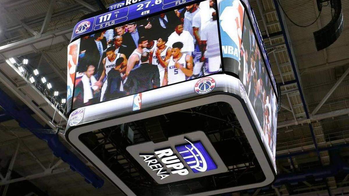 Lexi, the video board at Rupp Arena