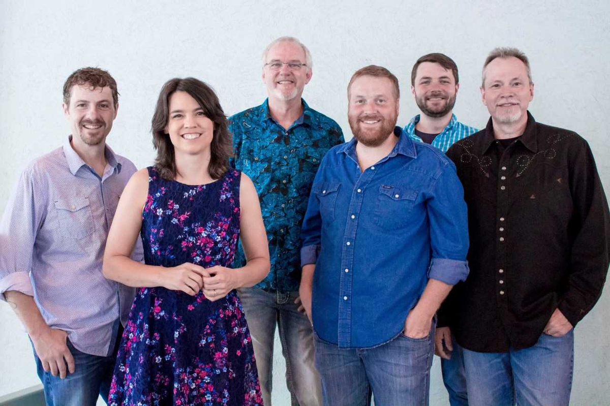 The current members of the Grascals, Chris Davis, KristIn Scott Benson, Terry Smith, Adam Haynes, John Bryan and Danny Roberts.