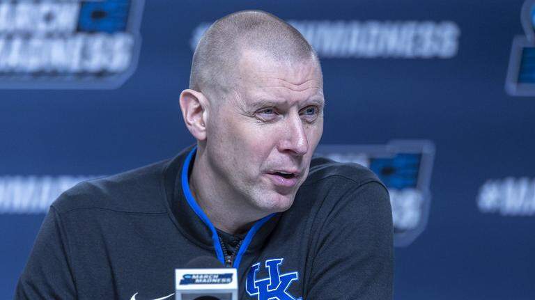 As May begins, what’s the next recruiting move for Mark Pope, Kentucky basketball?