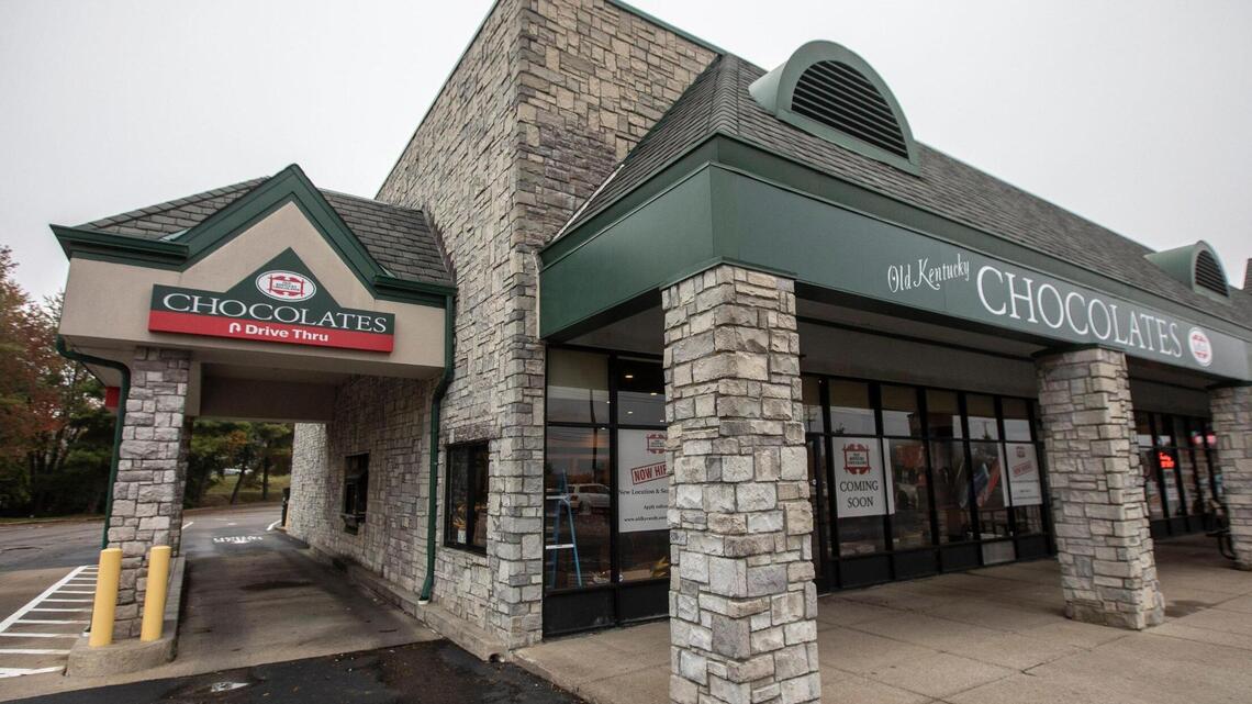 Need chocolate grapes? Lexington shop expands, adds fourth location