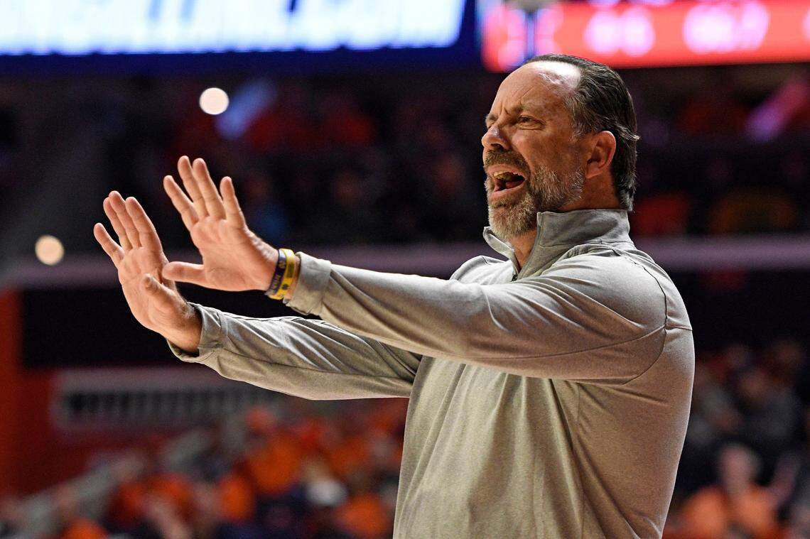 Notre Dame Coach Mike Brey has led the Fighting Irish to a 48-50 record over the past four seasons after nearly reaching the Final Four twice a short time before.