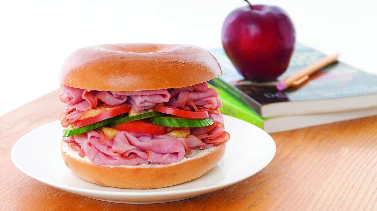 Hillshire Farm | Back to School Bagel Sandwich
