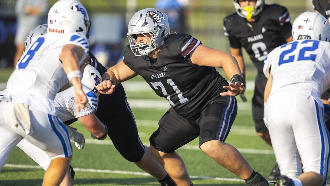 Pulaski County’s UK commit Brady Hull says ‘offensive lineman’ starts with ‘ATH’