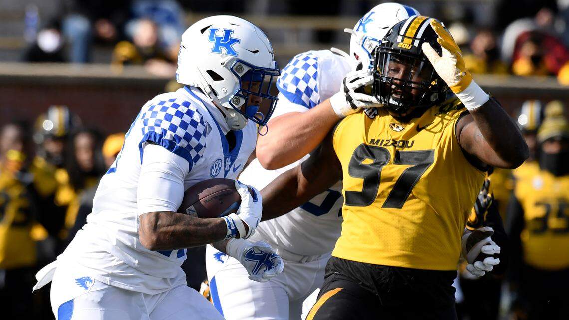 LIVE UPDATES: Kentucky-Missouri college football