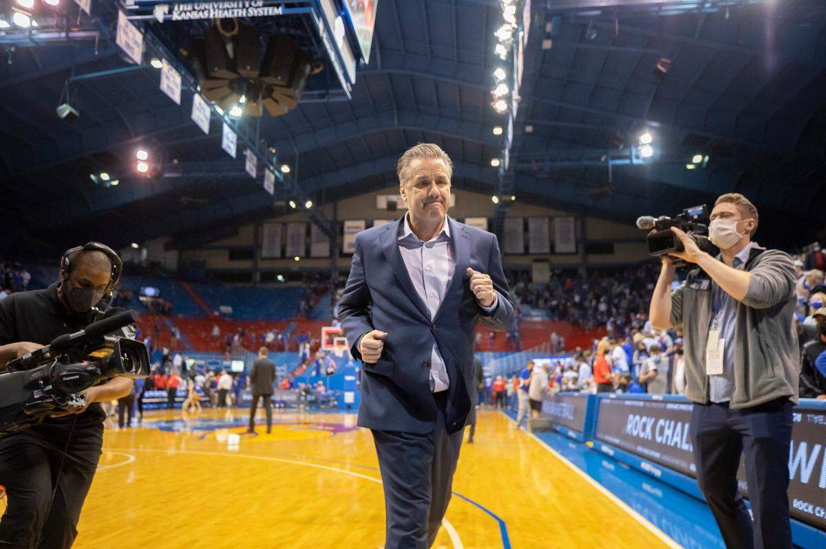Kentucky head coach John Calipari left the court after Saturday’s 80-62 defeat of the Jayhawks at Allen Fieldhouse in Lawrence, Kansas. UK is 199-9 under Calipari, including 11-0 this season, when limiting its opponent to 63 points or less.