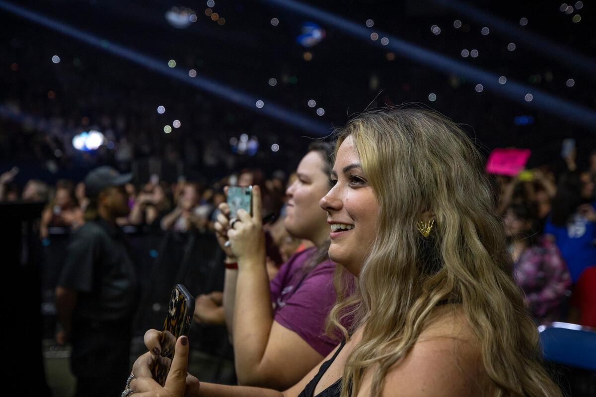 Fans watch as the Backstreet Boys perform at Rupp Arena on Sept. 6, 2022. The arena was packed for the show, even though it was a Tuesday night.